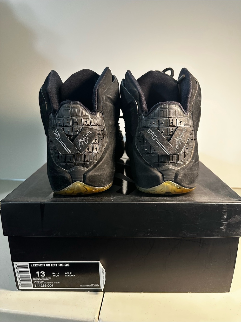 Nike Men’s Black LeBron XII EXT RC QS Sneakers